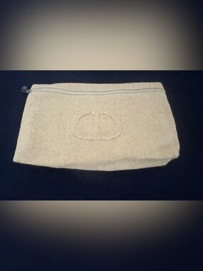 CHRISTIAN DIOR TAN MAKE UP BAG- BRAND NEW NEVER USED!